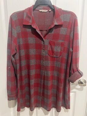 Soft Surroundings Red and Gray Plaid Tunic Top